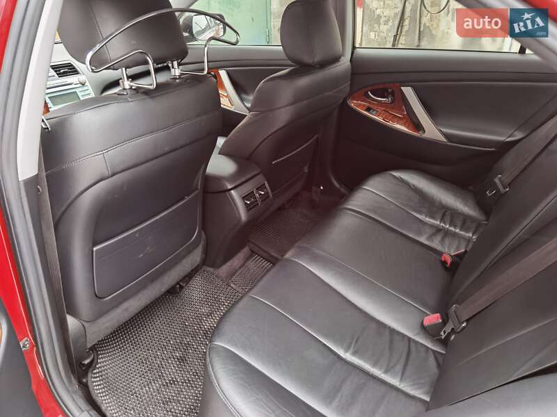 Седан Toyota Camry 2008 в Києві