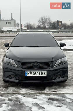 Седан Toyota Camry 2011 в Дніпрі