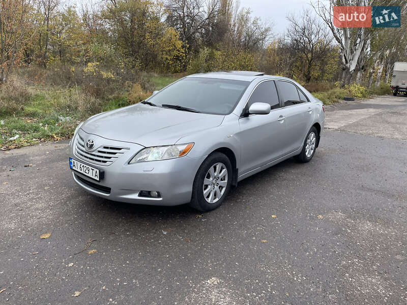 Седан Toyota Camry 2007 в Николаеве