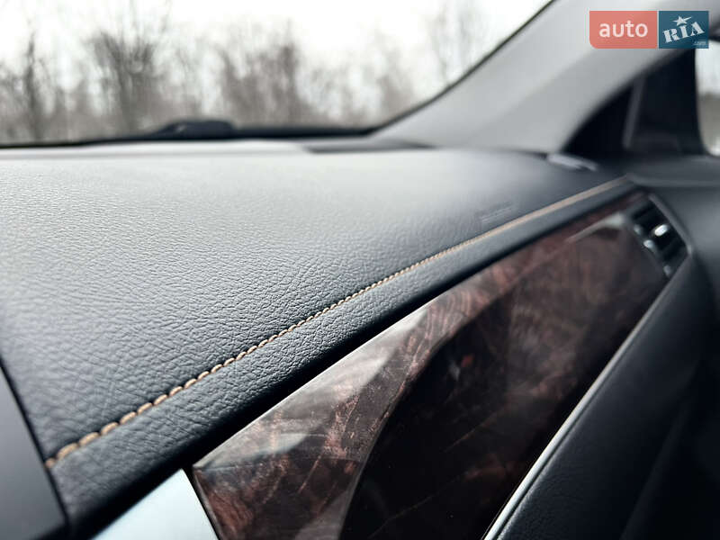 Седан Toyota Camry 2017 в Виннице