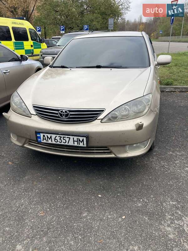 Toyota Camry 2005