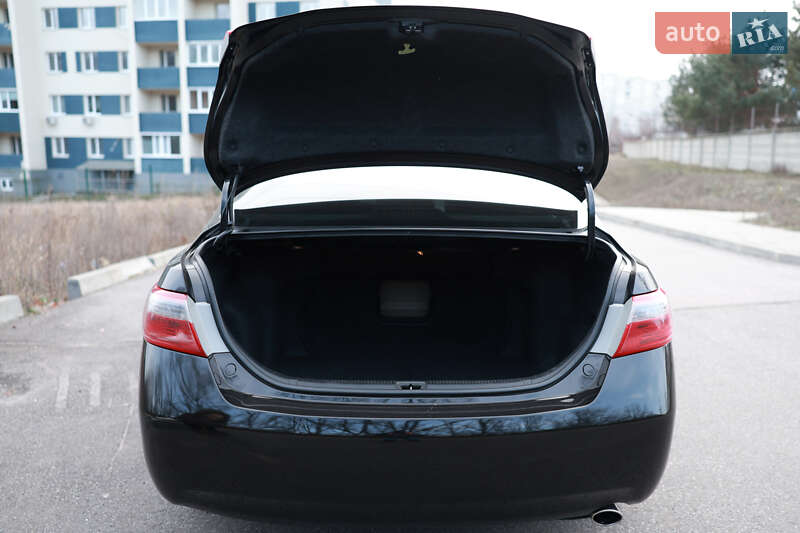 Седан Toyota Camry 2007 в Харькове