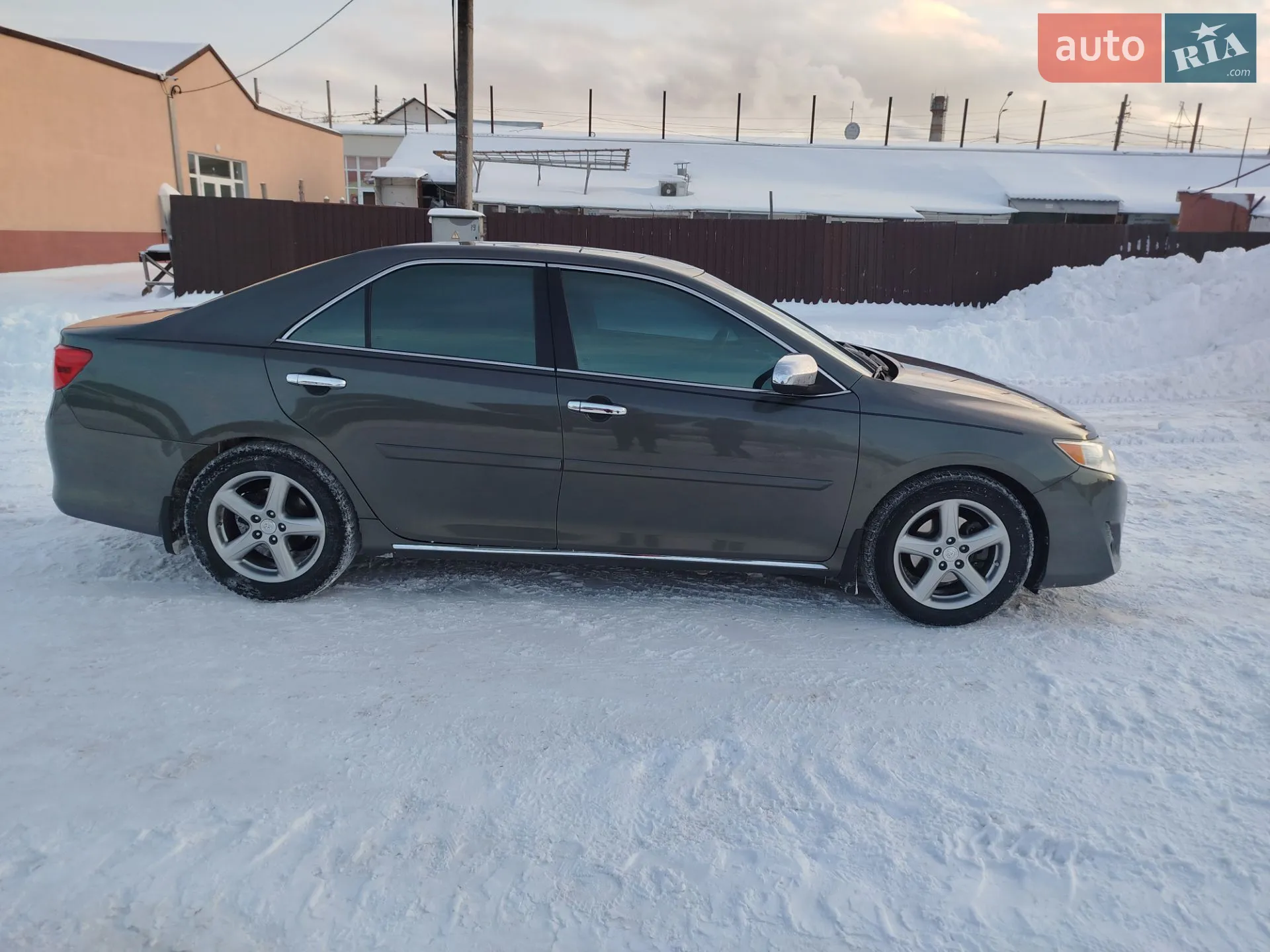 2013 Toyota Camry - мініатюра 32