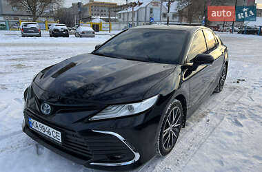 Седан Toyota Camry 2021 в Києві