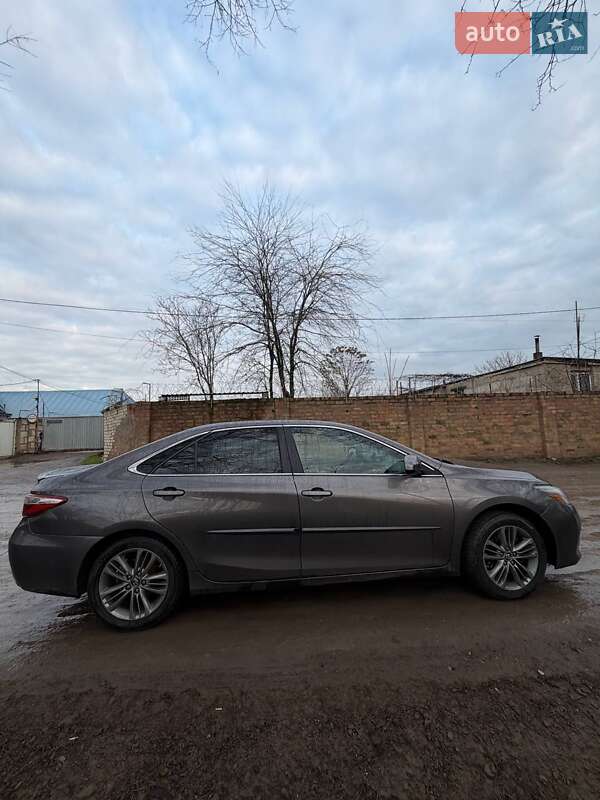 Седан Toyota Camry 2016 в Одессе