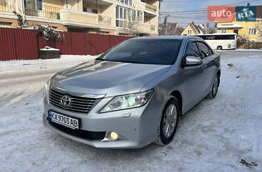 Седан Toyota Camry 2012 в Києві