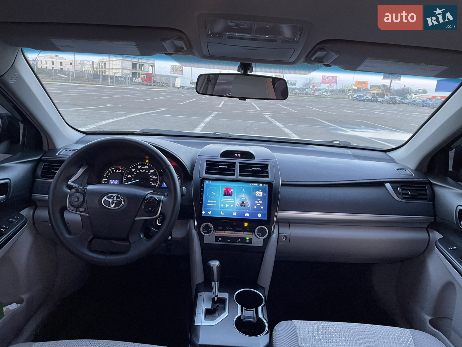 2013 Toyota Camry - фото 1