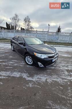 Седан Toyota Camry 2012 в Прилуках