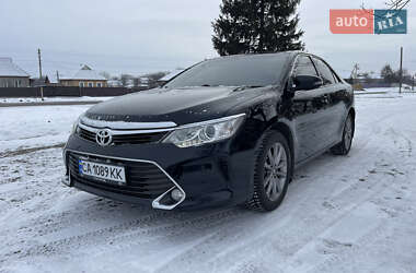 Седан Toyota Camry 2014 в Черкасах
