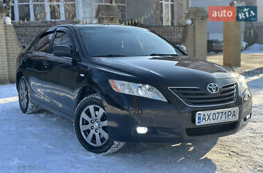 Седан Toyota Camry 2008 в Харкові