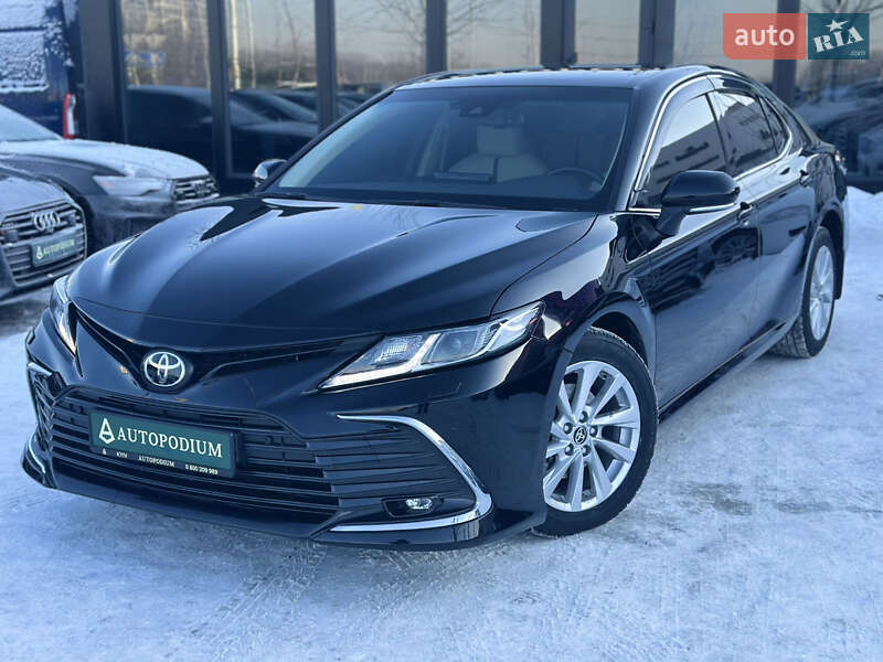 Toyota Camry 2022