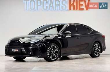 Седан Toyota Camry 2024 в Киеве