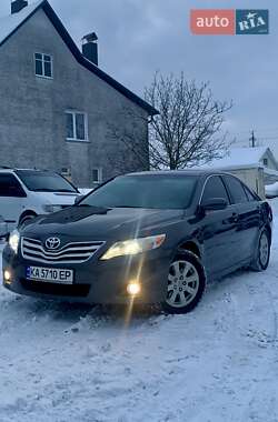 Седан Toyota Camry 2009 в Кременце