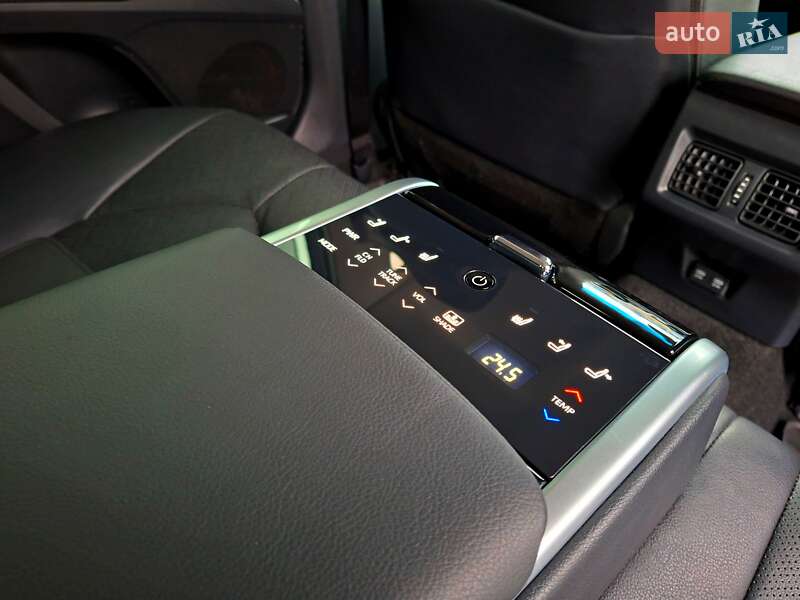 Седан Toyota Camry 2021 в Харькове