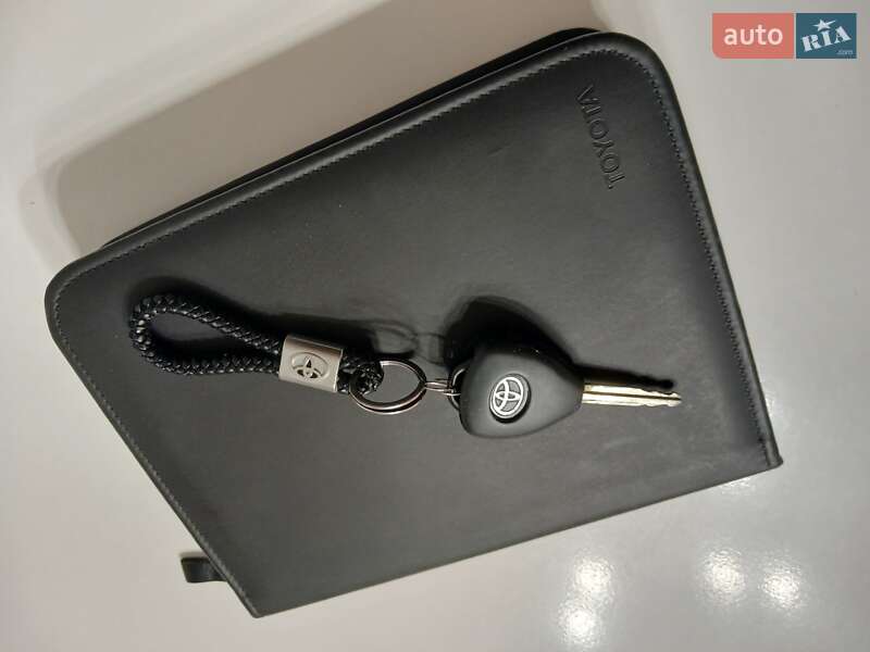 Седан Toyota Camry 2007 в Умані