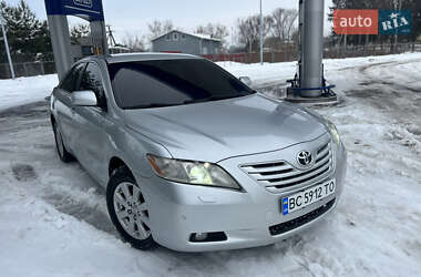 Седан Toyota Camry 2006 в Львове