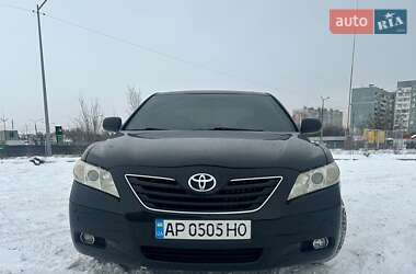Седан Toyota Camry 2006 в Запорожье