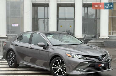 Седан Toyota Camry 2020 в Одессе