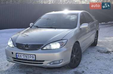 Седан Toyota Camry 2003 в Харькове