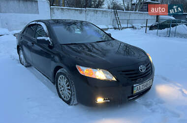 Седан Toyota Camry 2008 в Киеве