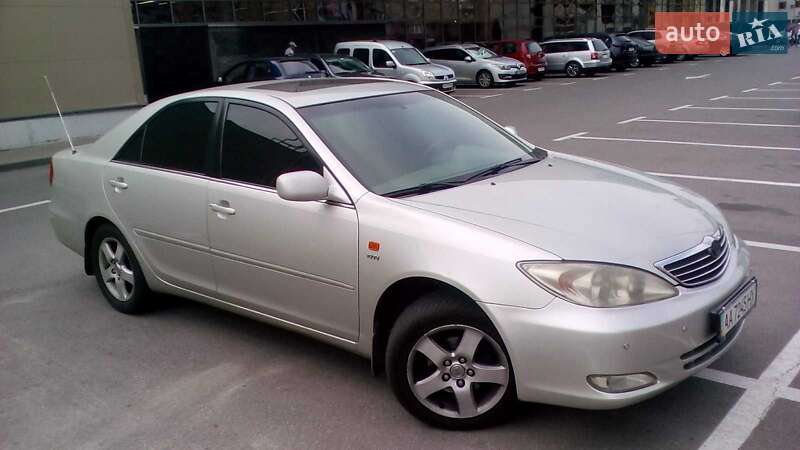 Toyota Camry 2003