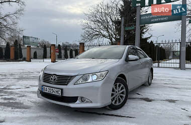 Седан Toyota Camry 2012 в Александрие