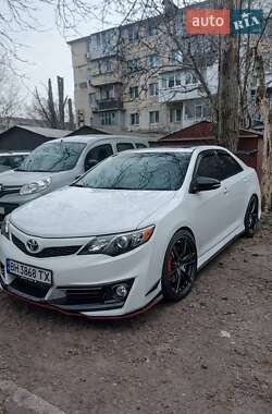 Седан Toyota Camry 2012 в Одесі