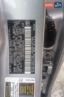 Седан Toyota Camry 2016 в Львове