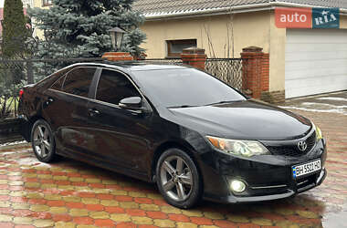 Седан Toyota Camry 2012 в Одессе