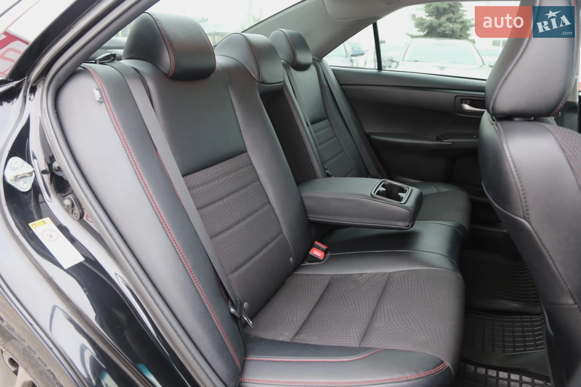 2017 Toyota Camry - мініатюра 11