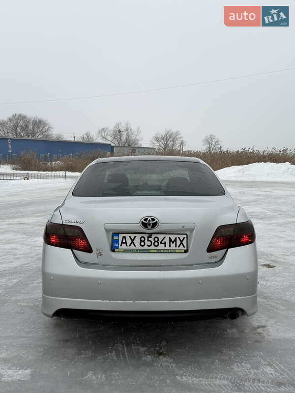 Седан Toyota Camry 2006 в Харькове