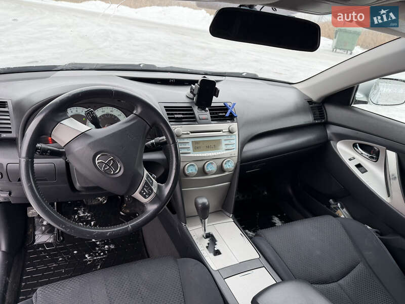 Седан Toyota Camry 2006 в Харькове