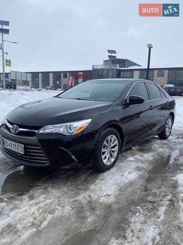 Toyota Camry 2015