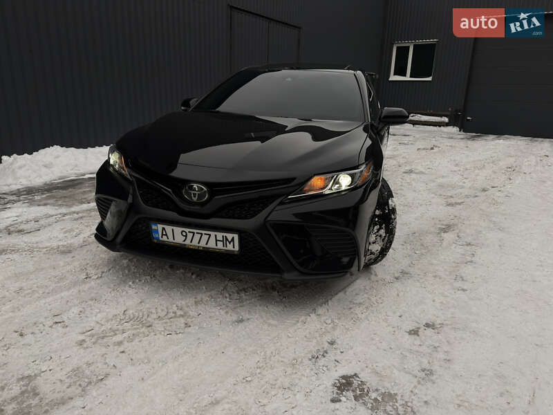 Toyota Camry 2018