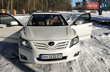 Седан Toyota Camry 2011 в Києві