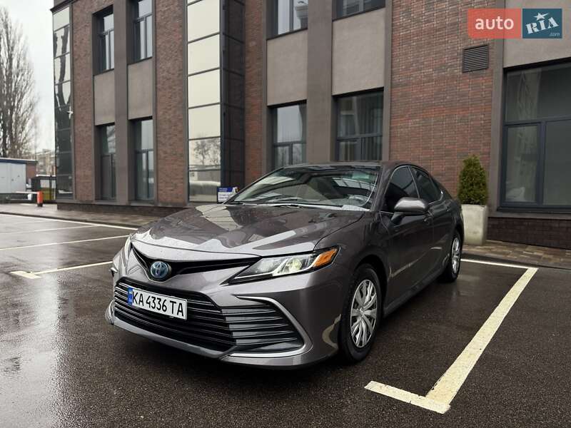 Toyota Camry 2022