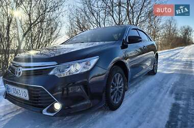 Седан Toyota Camry 2015 в Лебедине