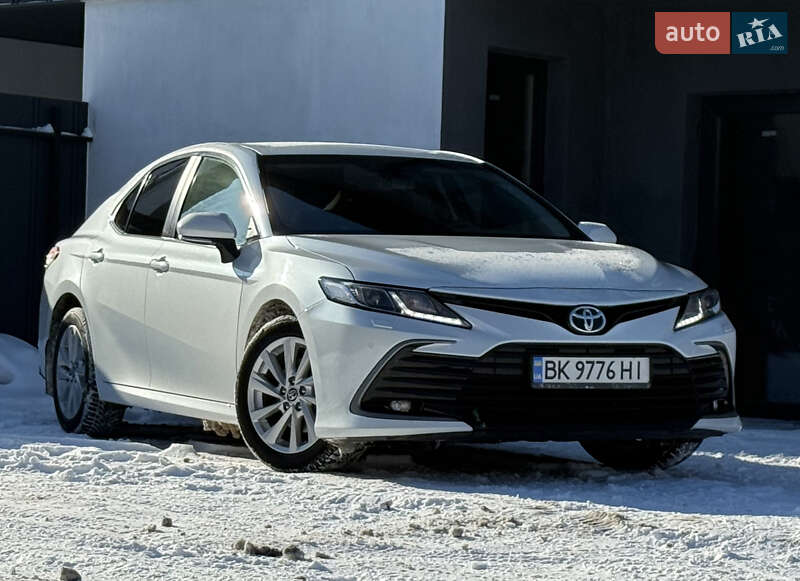 Седан Toyota Camry 2021 в Ровно фото 2 Седан Toyota Camry 2021 в Ровно