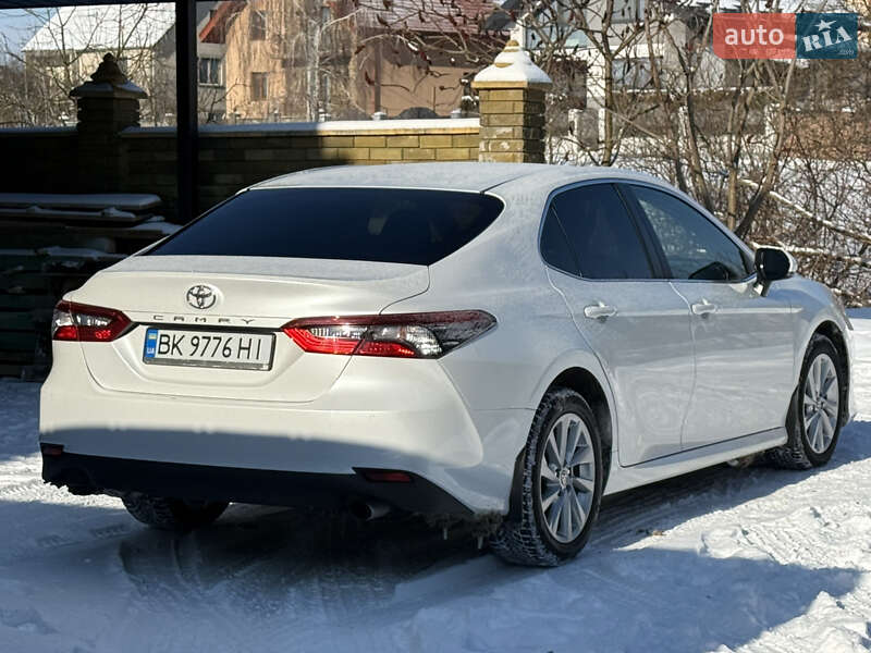 Седан Toyota Camry 2021 в Ровно фото 17 Седан Toyota Camry 2021 в Ровно