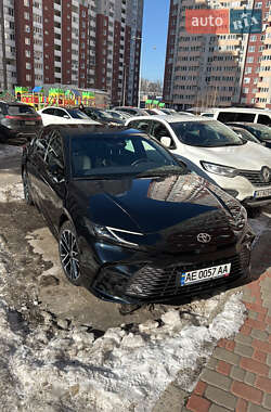 Седан Toyota Camry 2024 в Киеве