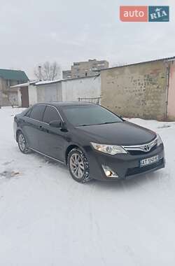 Седан Toyota Camry 2013 в Калуше