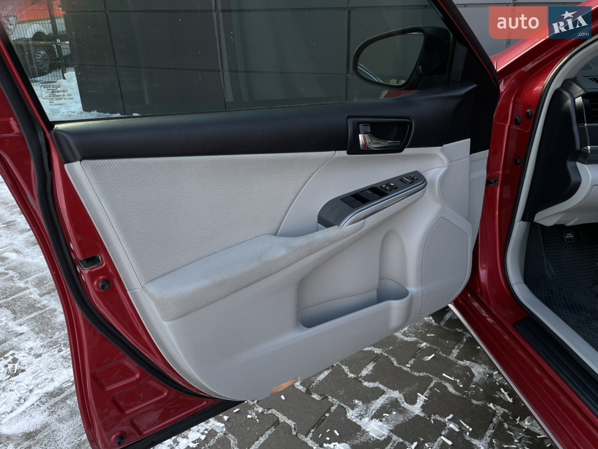 2012 Toyota Camry - мініатюра 12