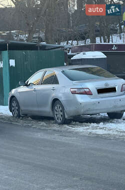 Седан Toyota Camry 2006 в Киеве