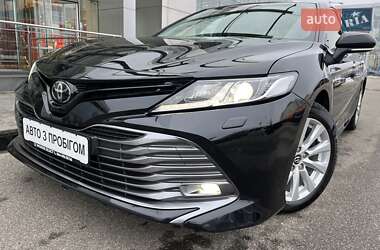 Седан Toyota Camry 2017 в Києві