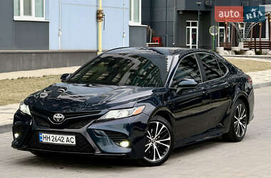 Седан Toyota Camry 2017 в Одесі