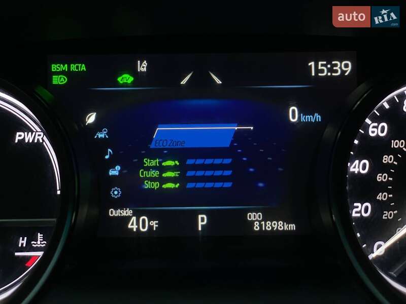 Седан Toyota Camry 2020 в Киеве