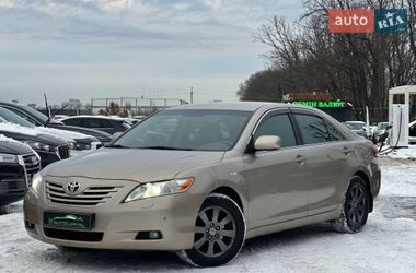 Седан Toyota Camry 2007 в Киеве