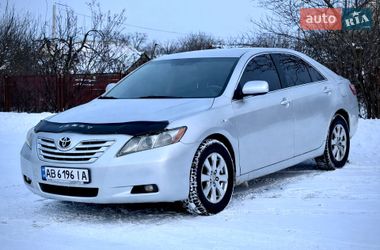 Седан Toyota Camry 2007 в Киеве