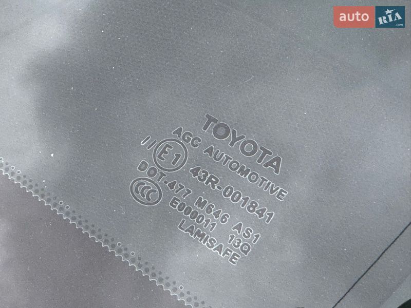 Седан Toyota Camry 2018 в Днепре