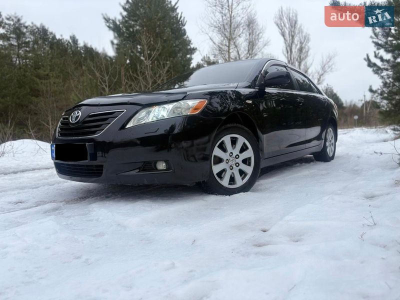 Седан Toyota Camry 2007 в Киеве